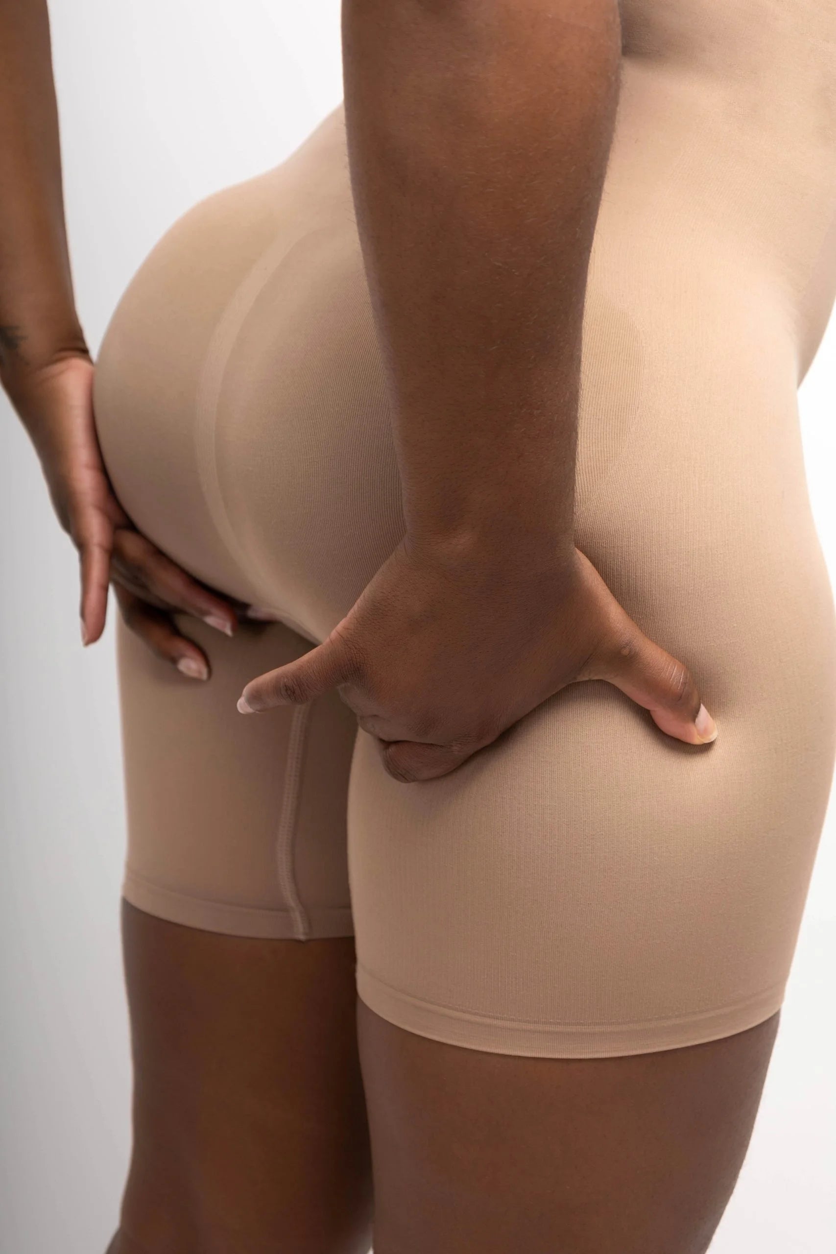 Body sculptant sans coutures mi-cuisse